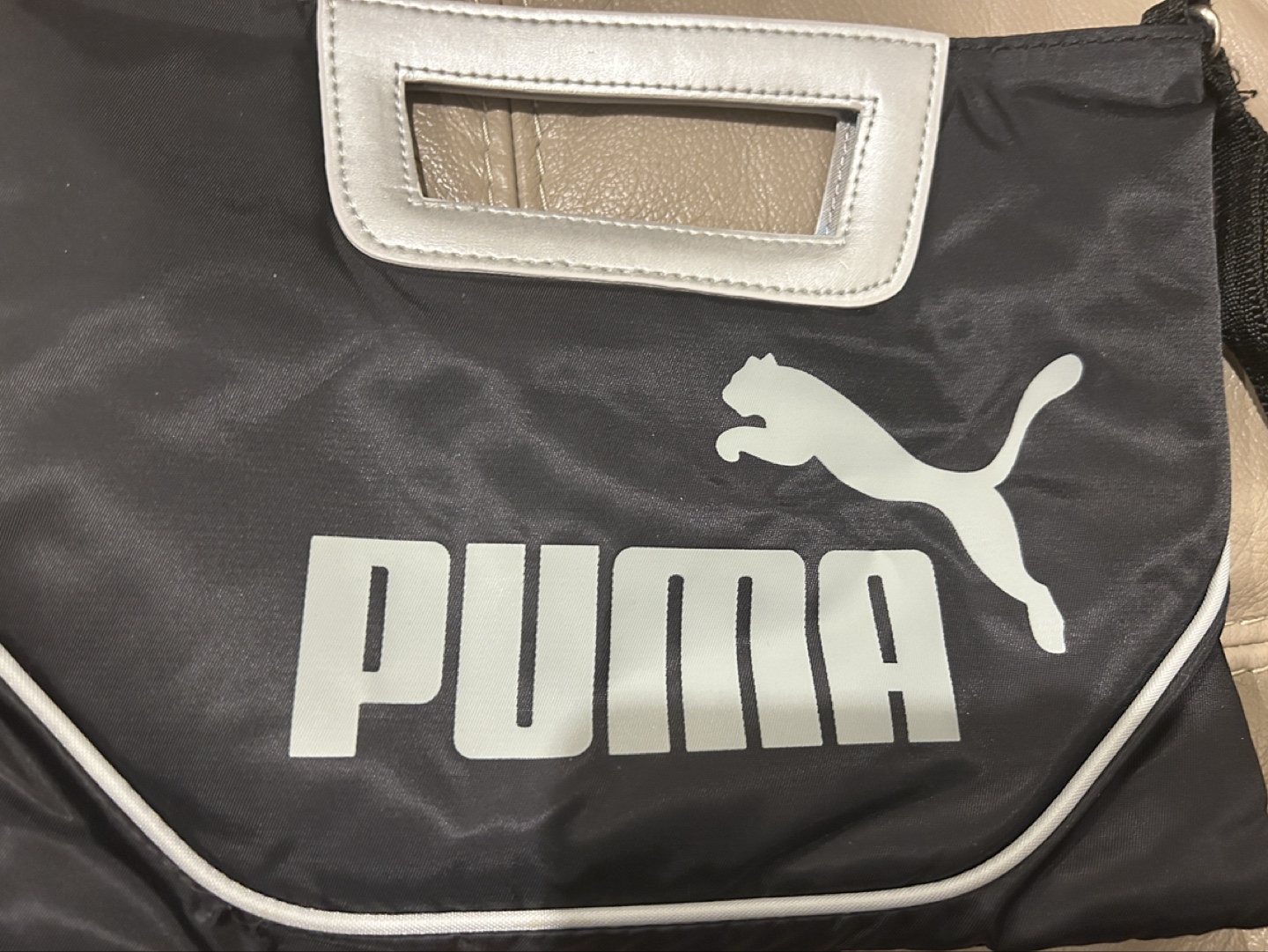 Puma Black and Silver Clutch Handbag - photo 2