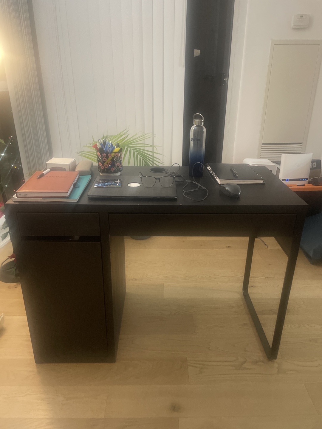 Desk (Office/Study)