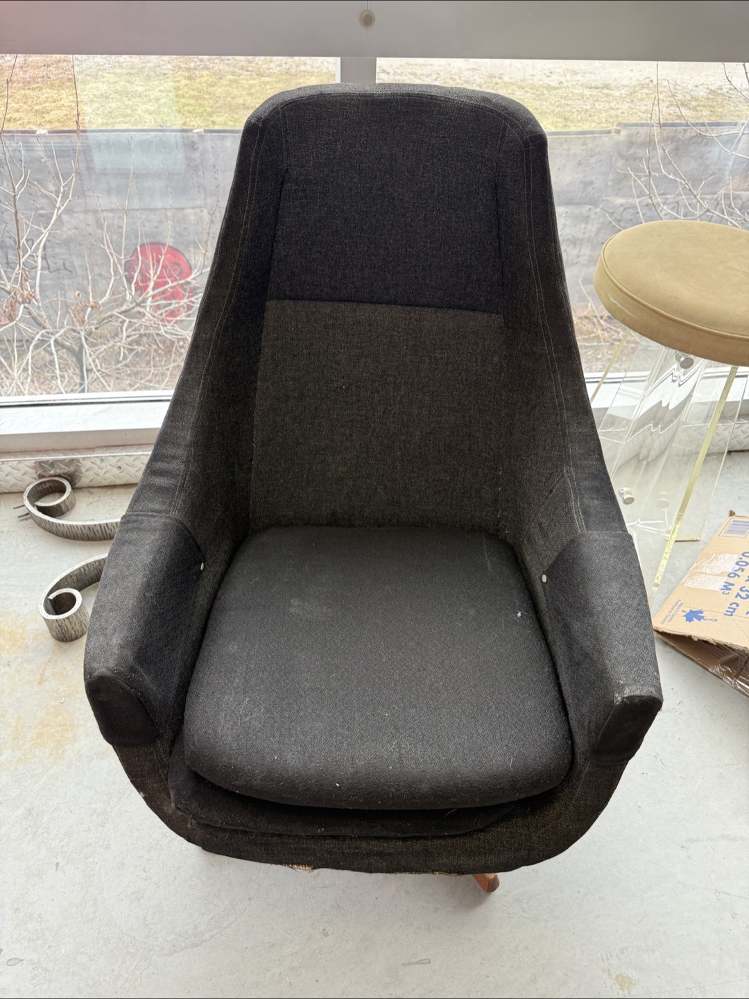 Vintage Mid-Century Modern Swivel Lounge Chair - photo 4