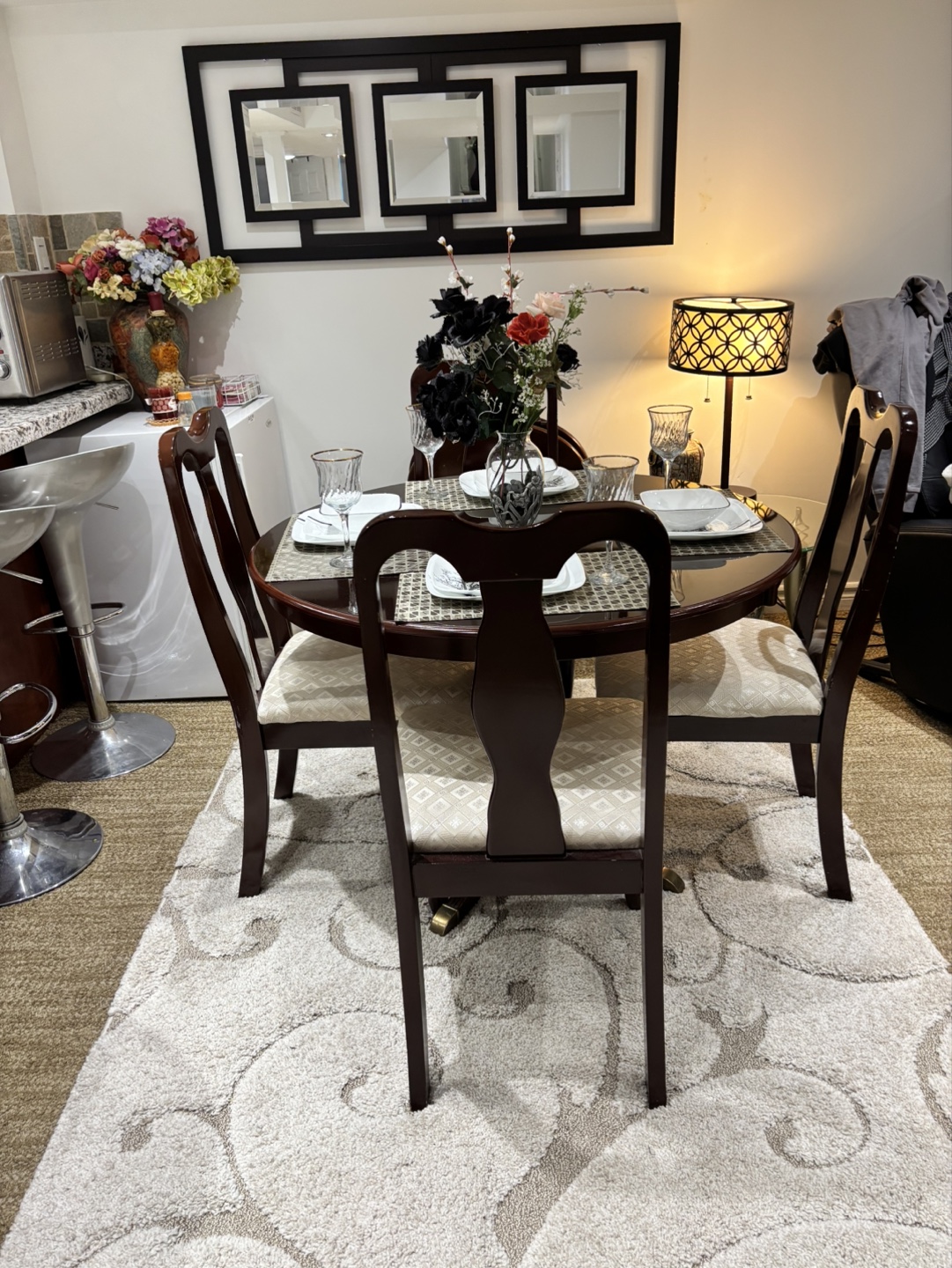 Round Cherry Wood Dining Table Set with Four Chairs - photo 5