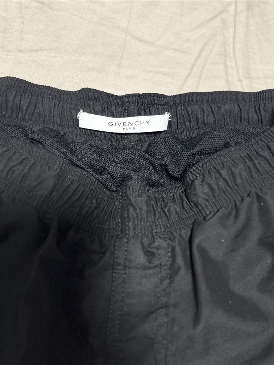 Givenchy Paris Men's Black Swim Trunks - Size Large - photo 2