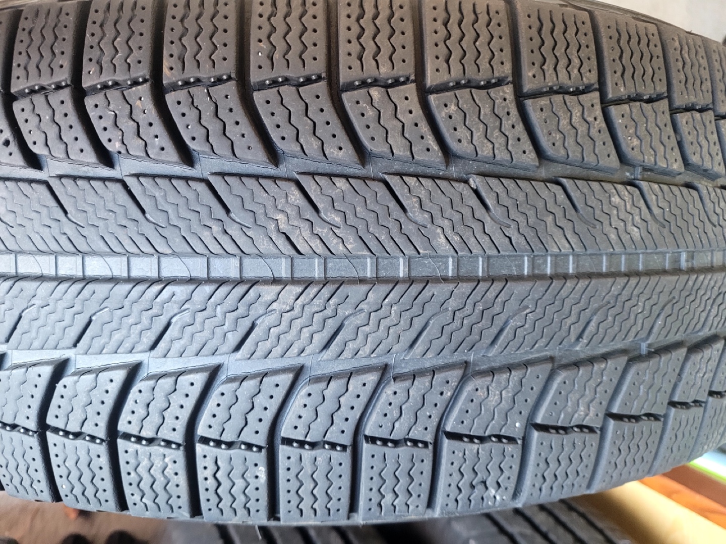 Michelin Latitude X-Ice Winter Tires on Steel Rims - 235/65R16 - photo 5