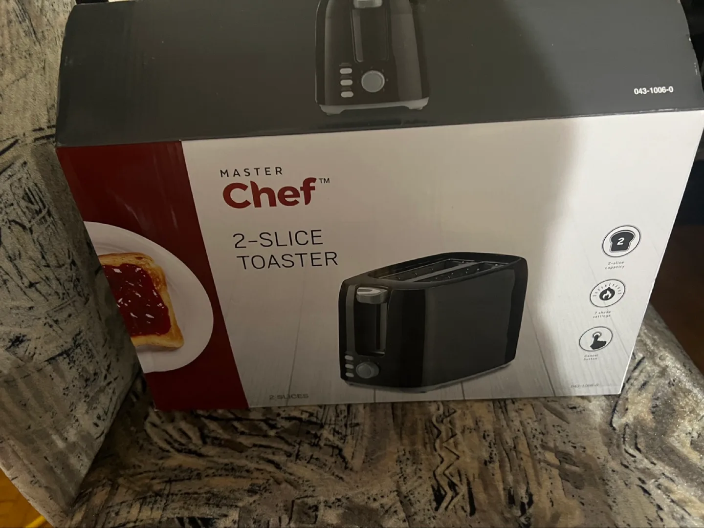 Master Chef 2-Slice Toaster - Black image indicator(3)