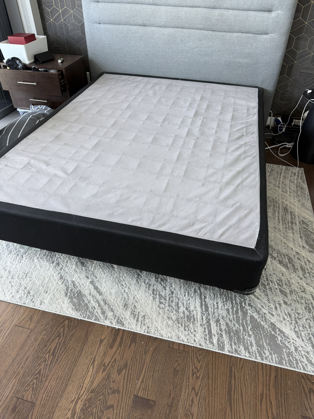 Queen Size Bed Frame with Headboard - photo 2