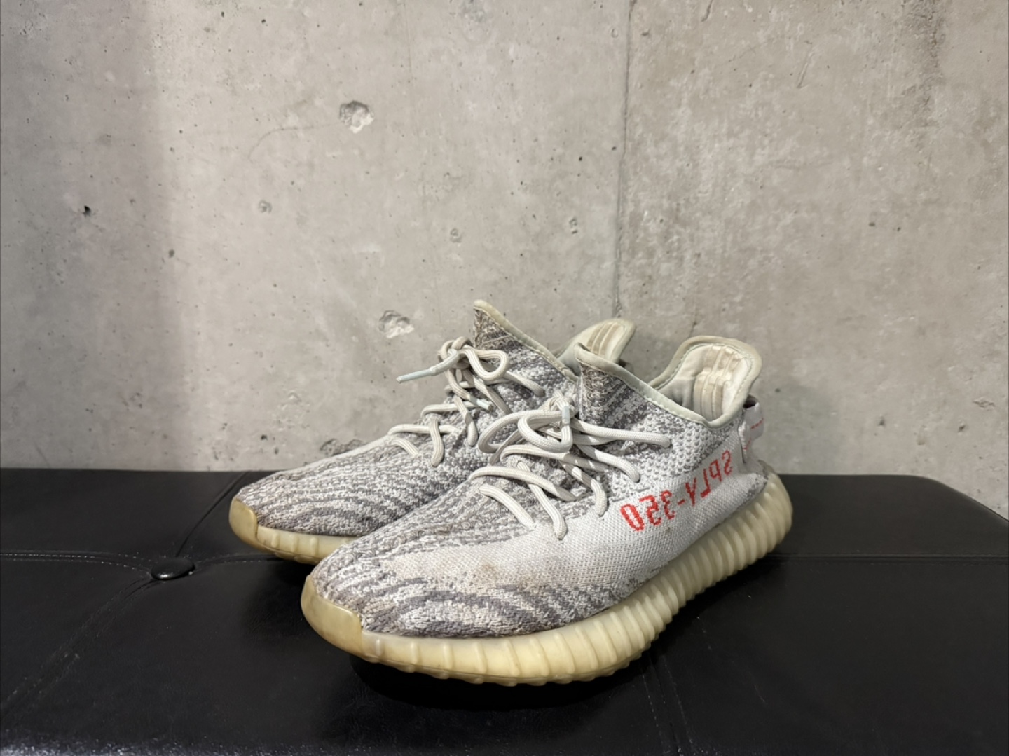 Adidas Yeezy Boost 350 V2 Beluga (US 9.5M)