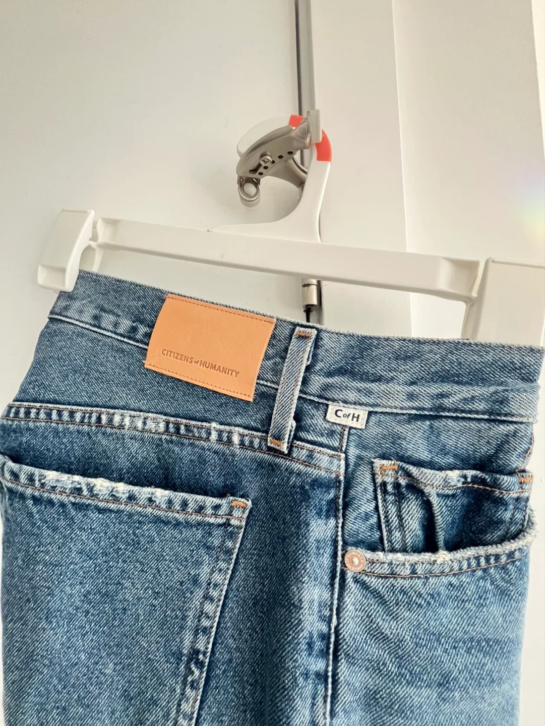 Citizens of Humanity Premium Vintage Jeans image indicator(3)