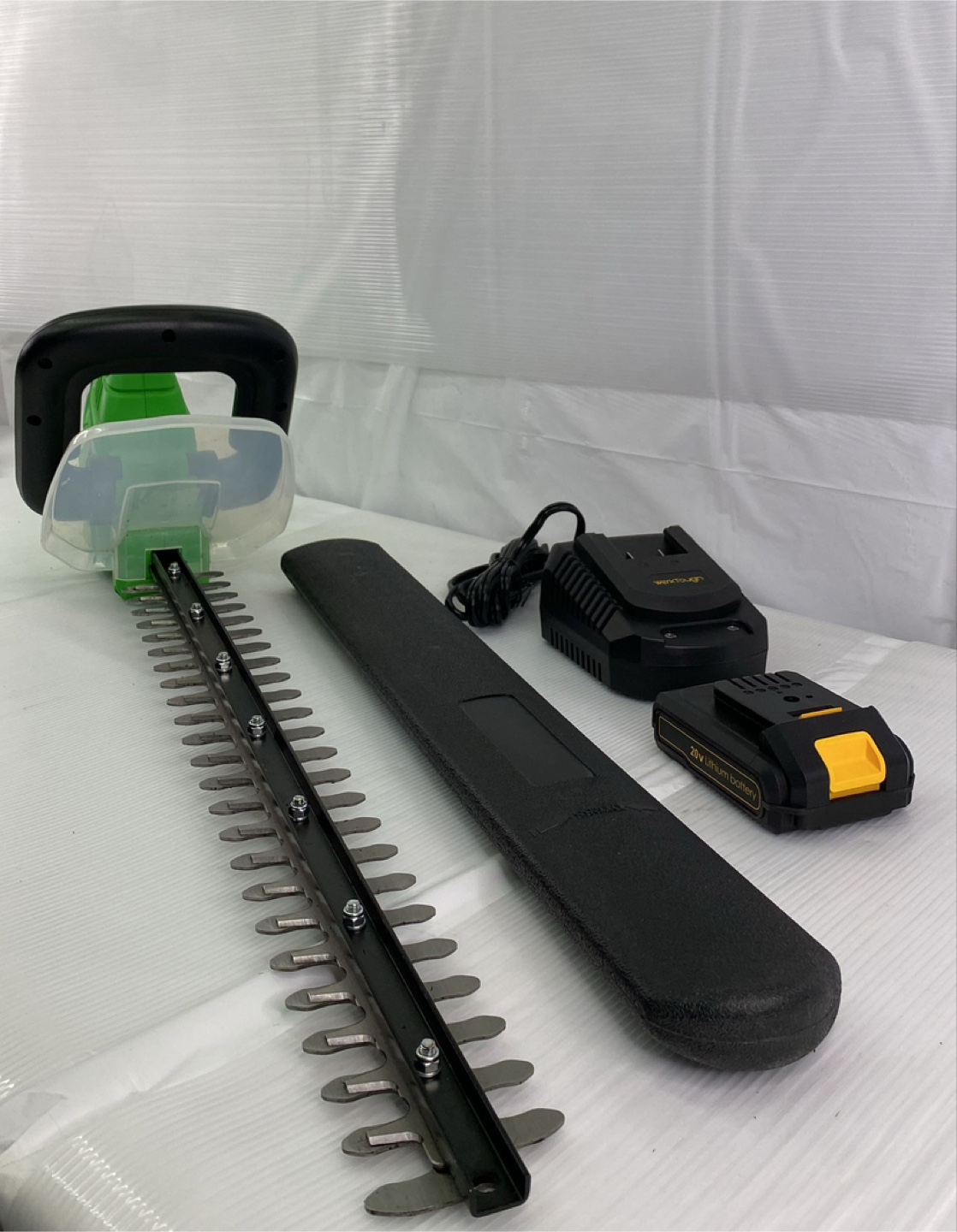 Werktough 20V Cordless Hedge Trimmer