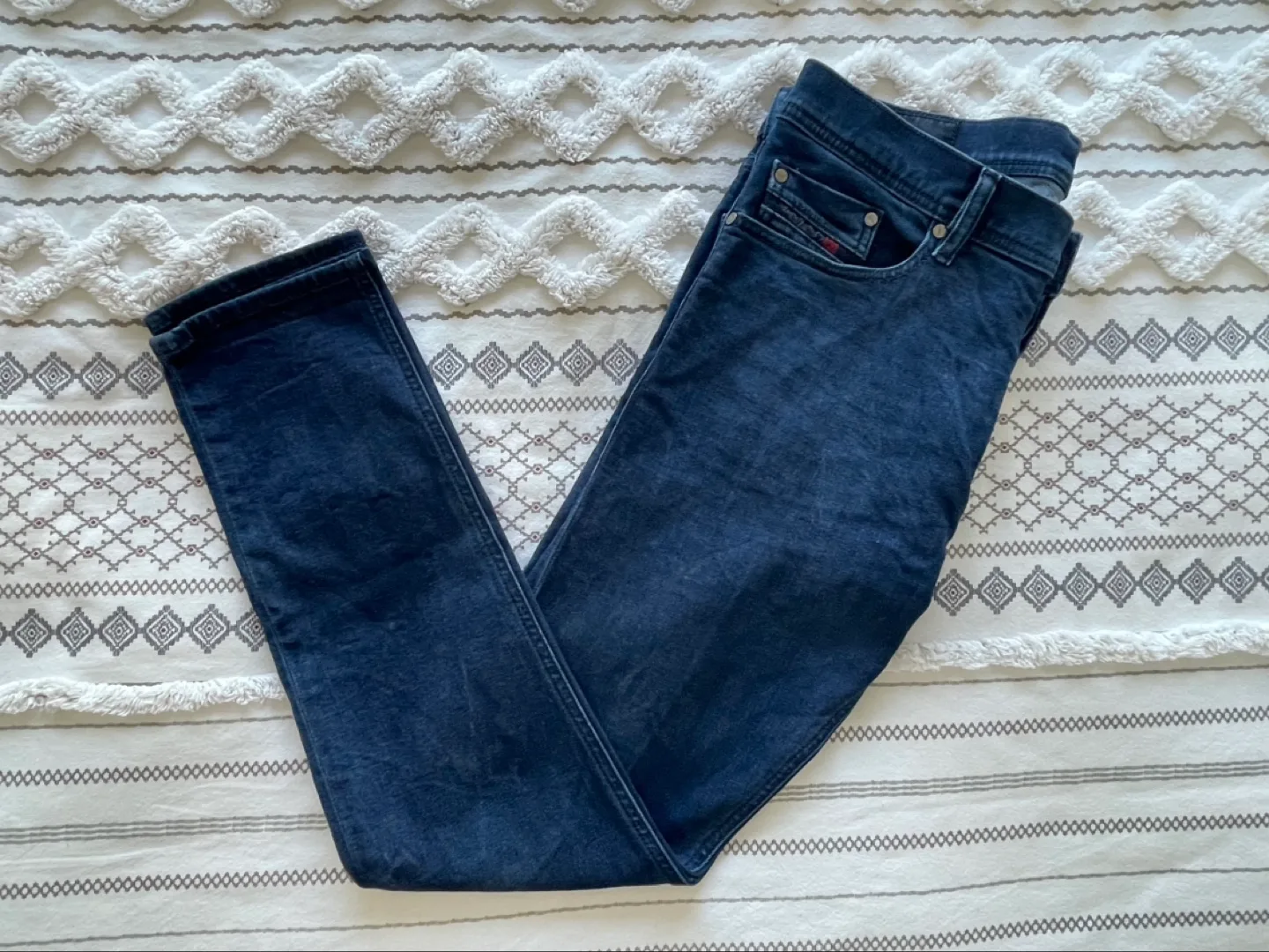 Diesel Tepphar Slim Carrot Men's Jeans image indicator(2)