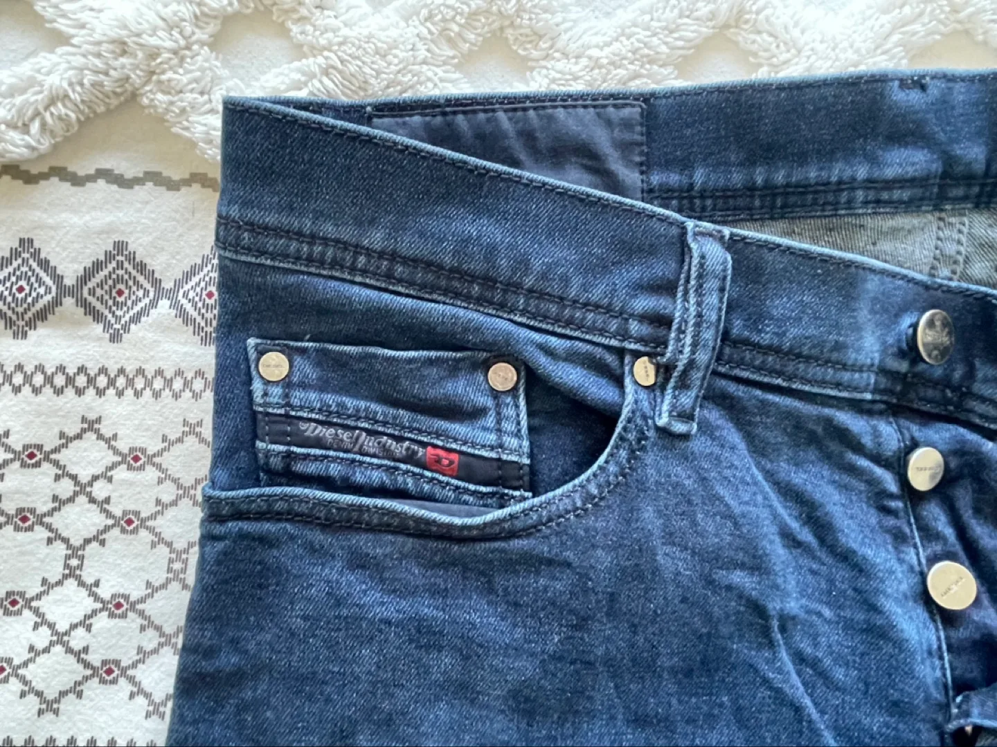 Diesel Tepphar Slim Carrot Men's Jeans image indicator(7)