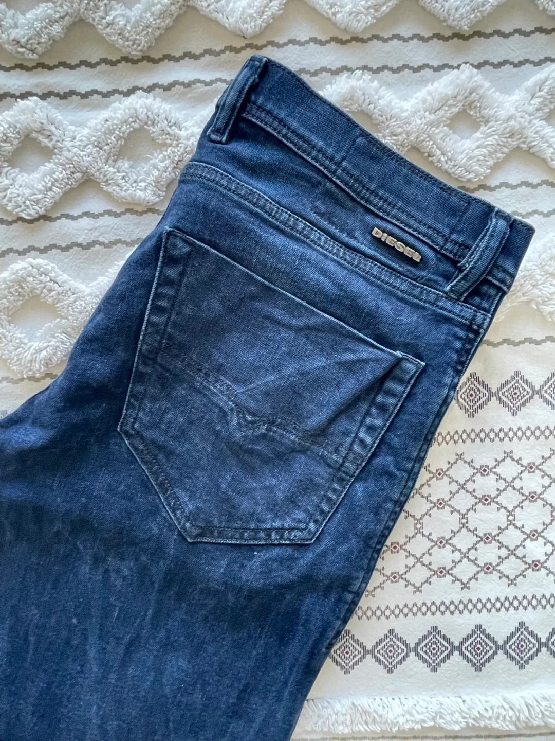 Diesel Tepphar Slim Carrot Men's Jeans image indicator(8)