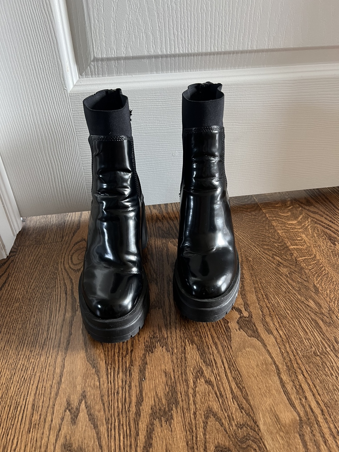 ALDO Black Patent Leather Platform Ankle Boots - photo 2