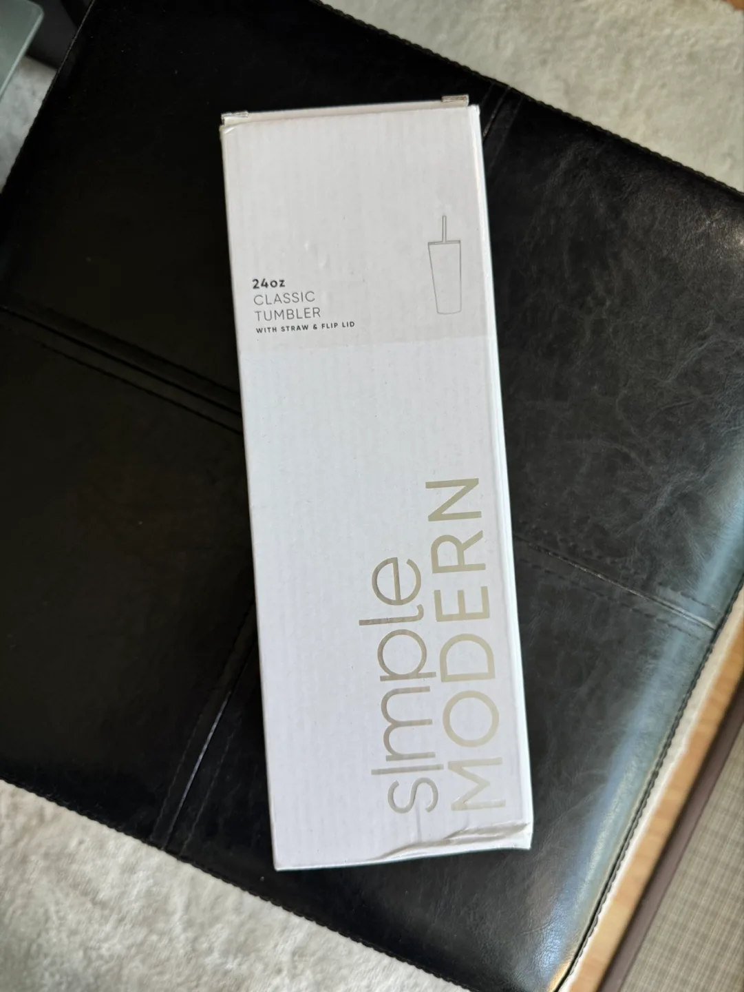 Simple Modern 24oz Classic Tumbler with Straw & Flip Lid - Lilac image indicator(5)