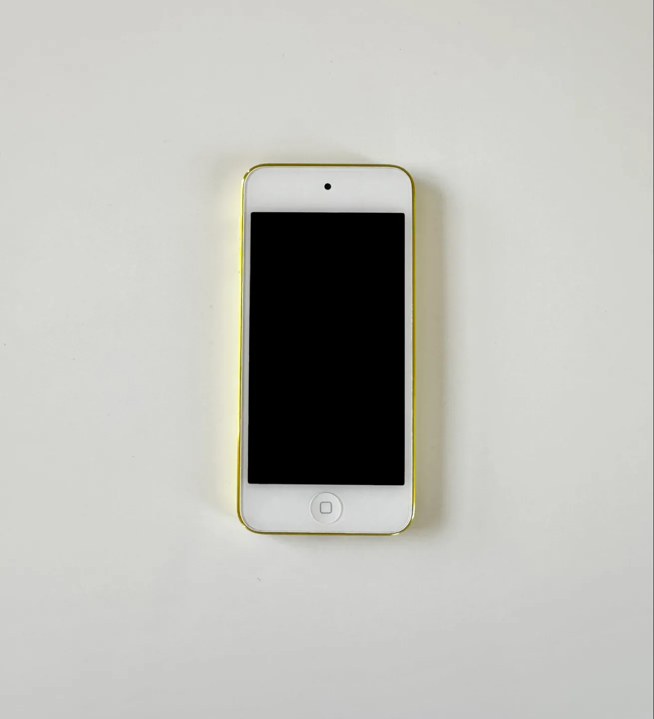 Apple IPod Touch 5th Generation 32GB image indicator(2)