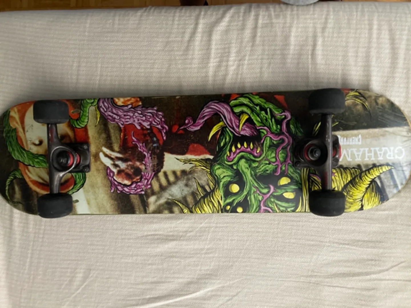 Graham Creature Skateboard Complete thumbnail