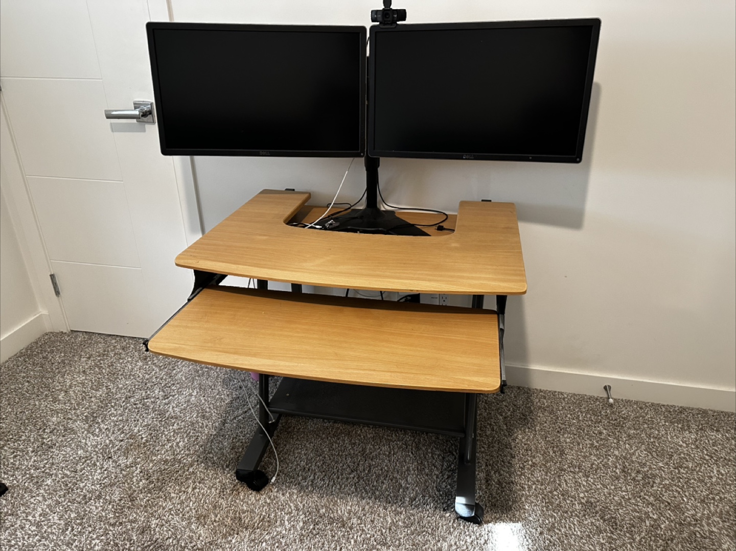 Computer Desk with Keyboard Tray and Wheels