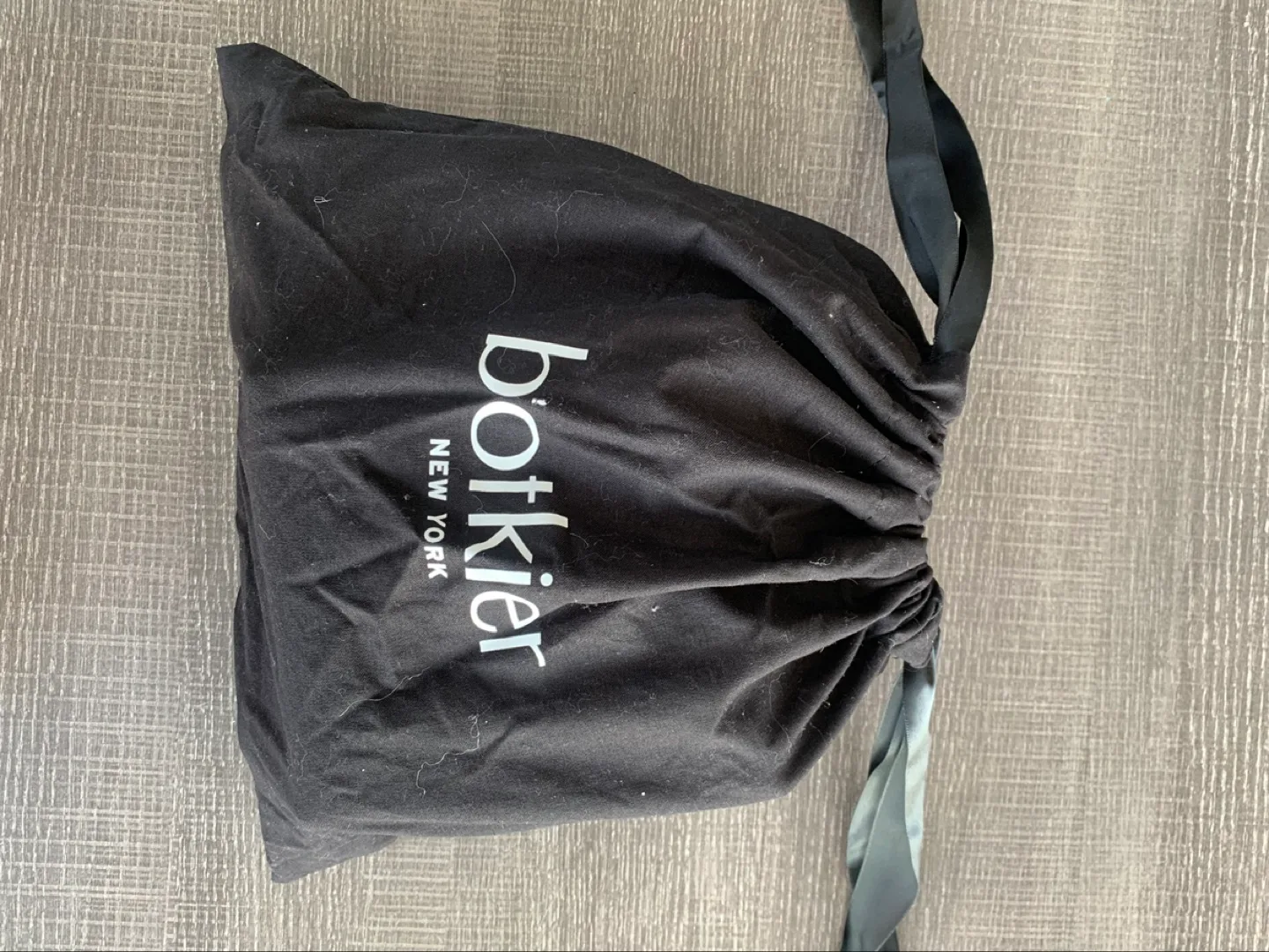 ✨Botkier Box Bag 👜 image indicator(6)