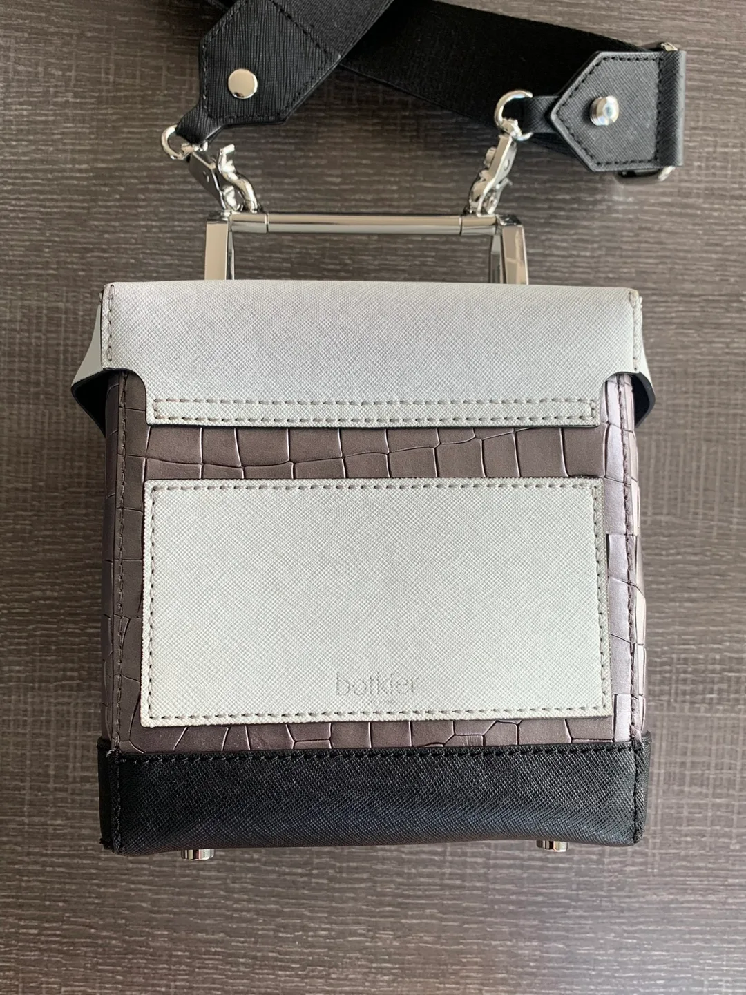 ✨Botkier Box Bag 👜 image indicator(5)