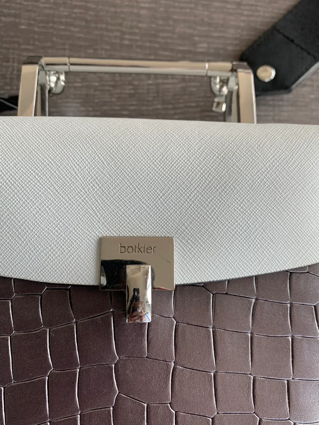 ✨Botkier Box Bag 👜 image indicator(2)