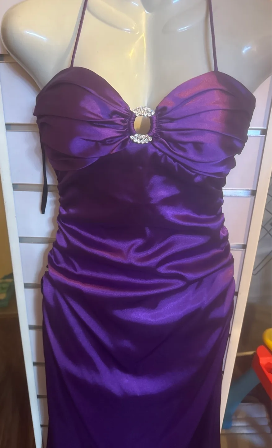 Gorgeous Purple Satin Prom Dress Sz 3 thumbnail