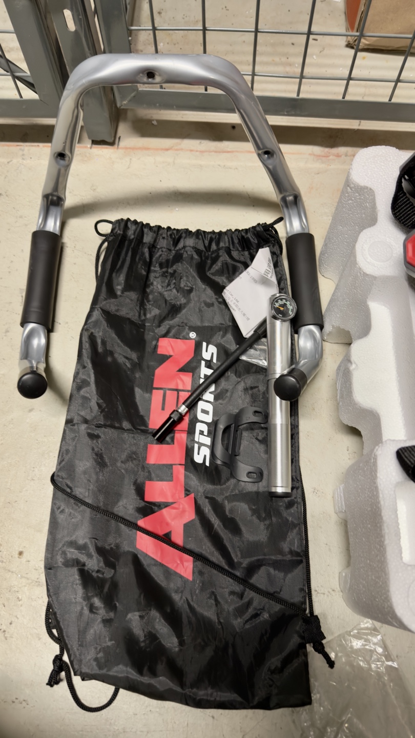 Allen Sports Deluxe 2-Bike Hitch Mount Rack + Fox Racing Helmet - photo 3
