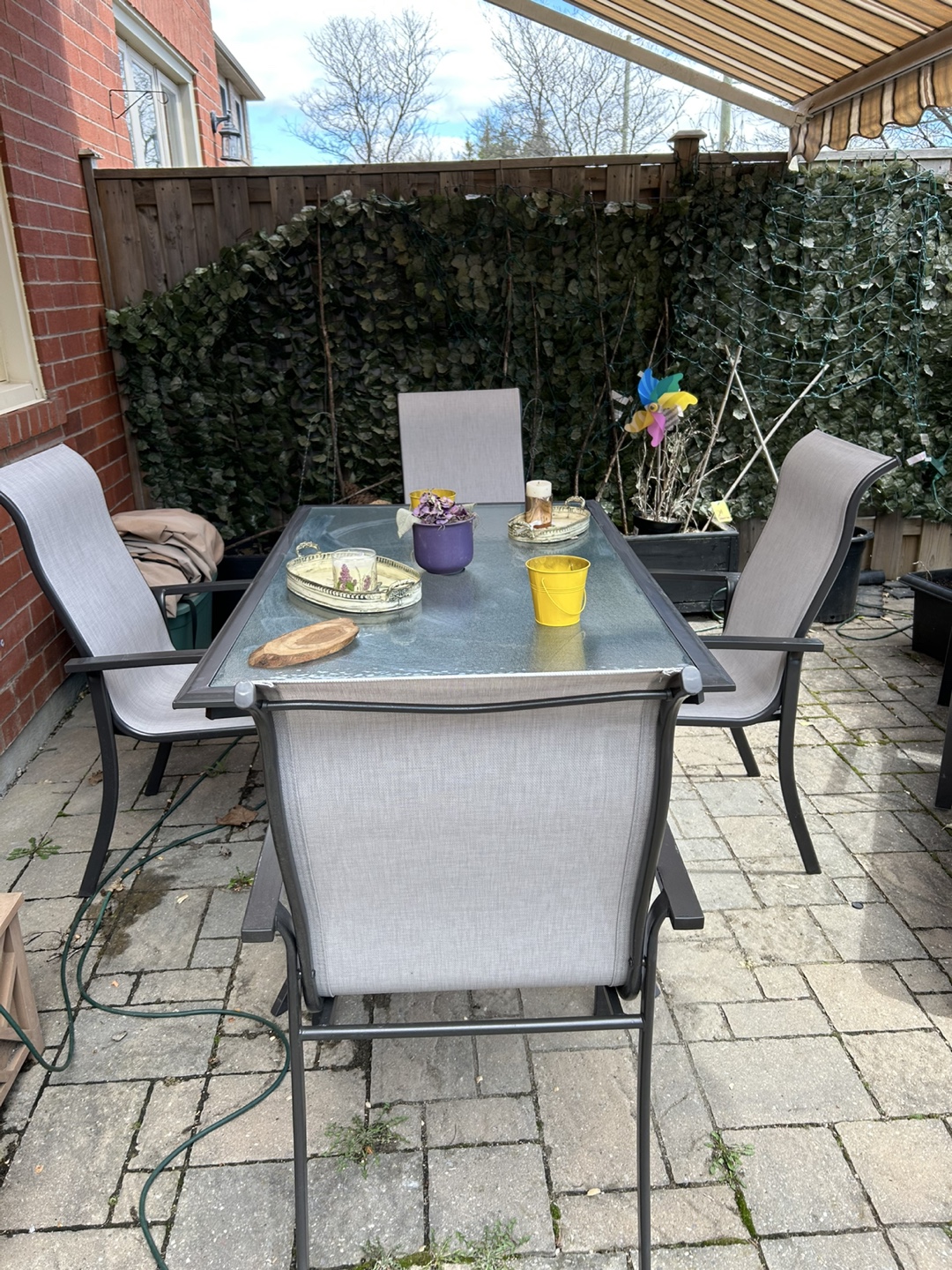 Patio furniture set