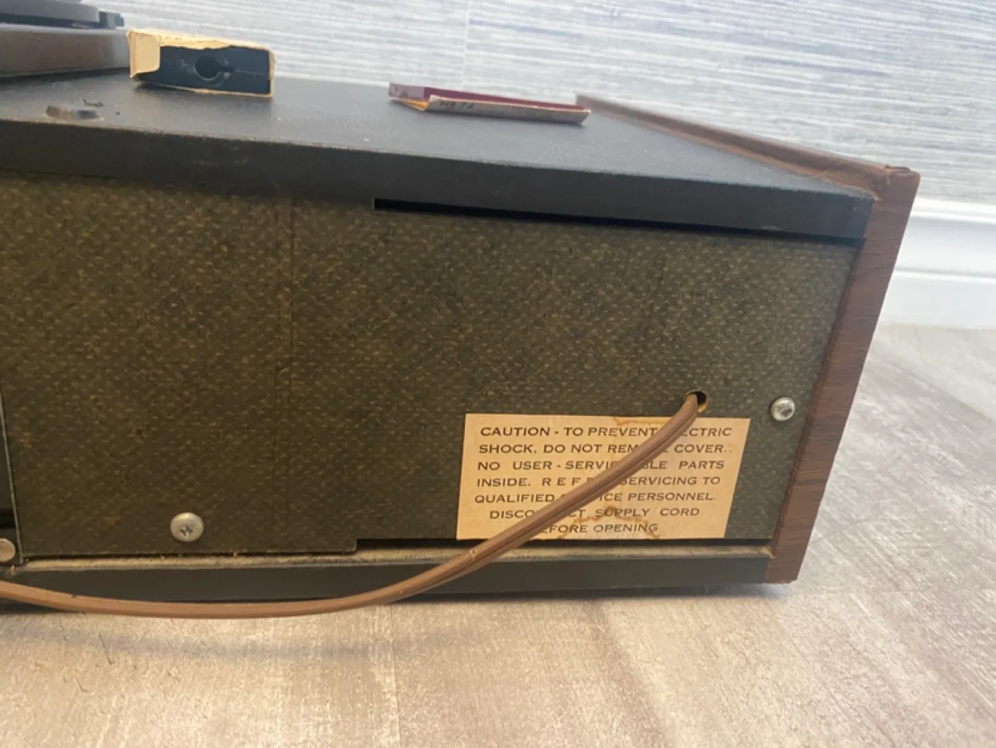 Vintage ANTIQUE RCA Radio Record Player. MUSIC RARE! image indicator(8)