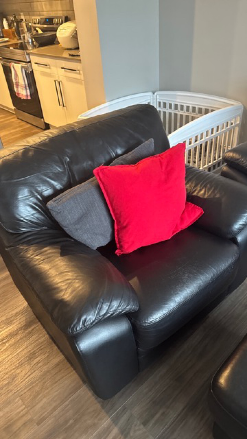 Black Leather Sofa Set - Loveseat, Chair, and Ottoman - photo 3
