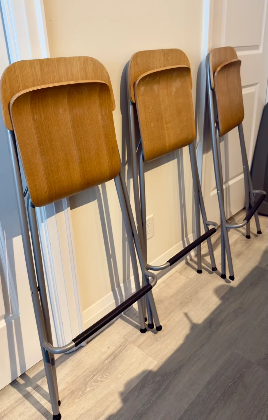 Ikea : Set of Three Folding Bar Stools image indicator(5)