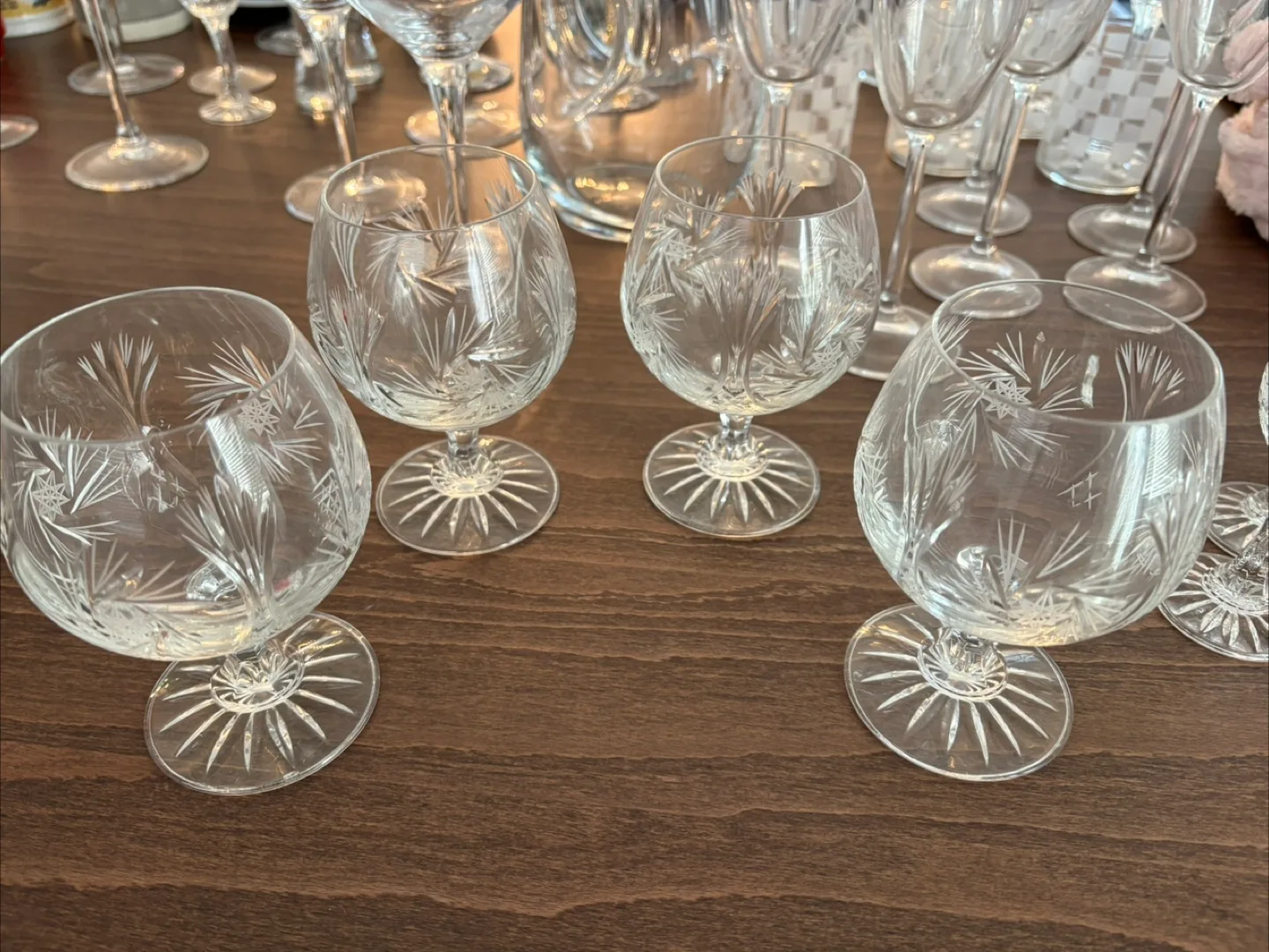 Set of four crystal glasses thumbnail