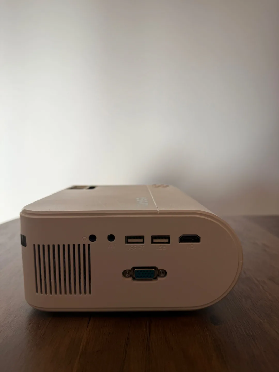 Yaber v2 Mini Projector image indicator(3)