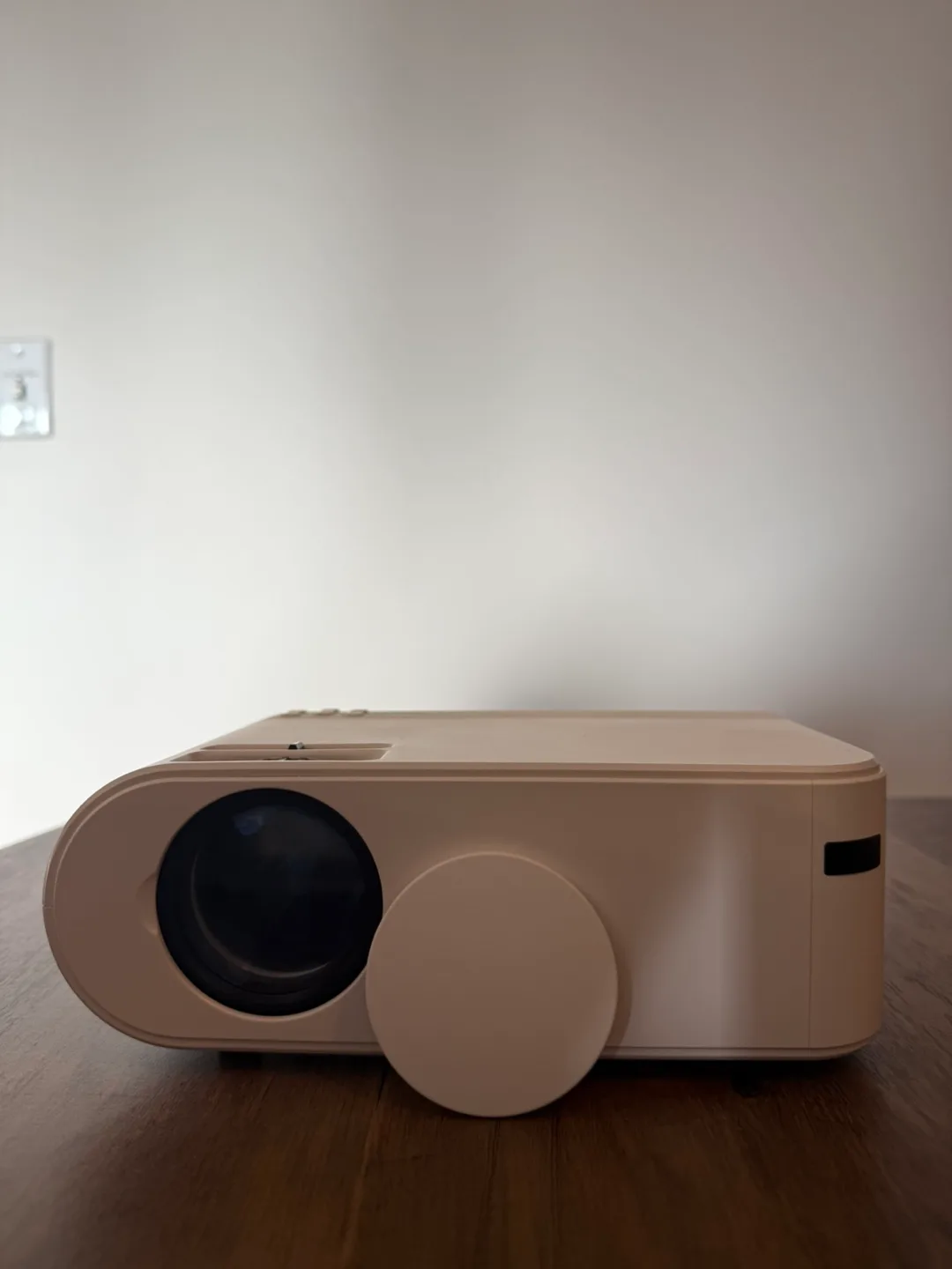 Yaber v2 Mini Projector image indicator(2)