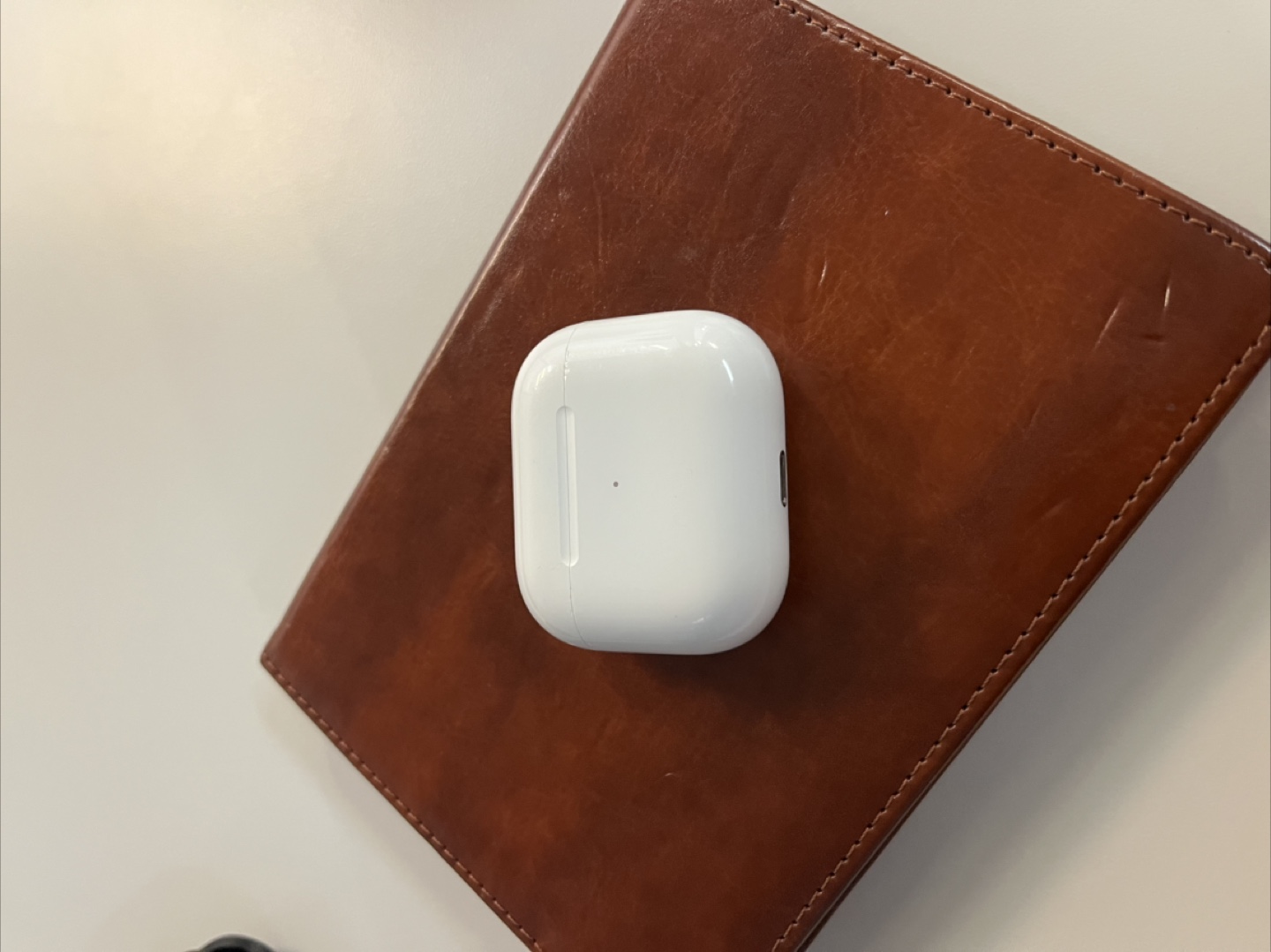 Apple AirPods 3 with Charging Case