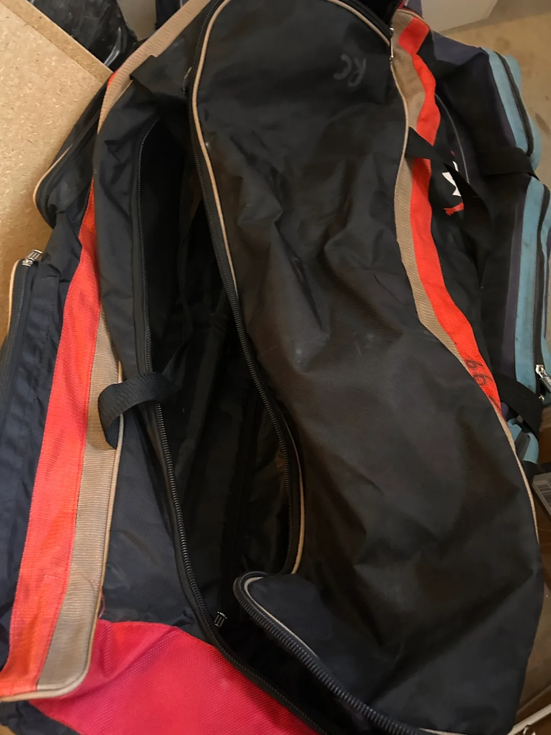 Shahid Afridi Cricket Club Duffle Bag💚 image indicator(2)