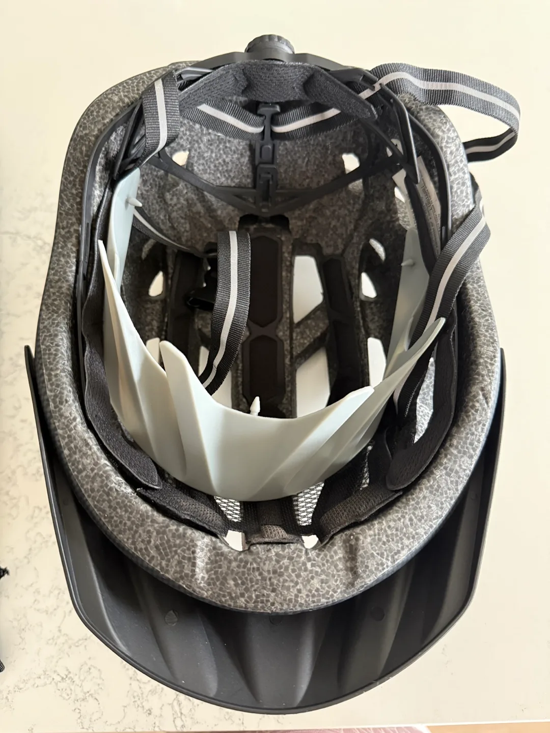 PHZ Bicycle Helmet with Carry Bag image indicator(5)