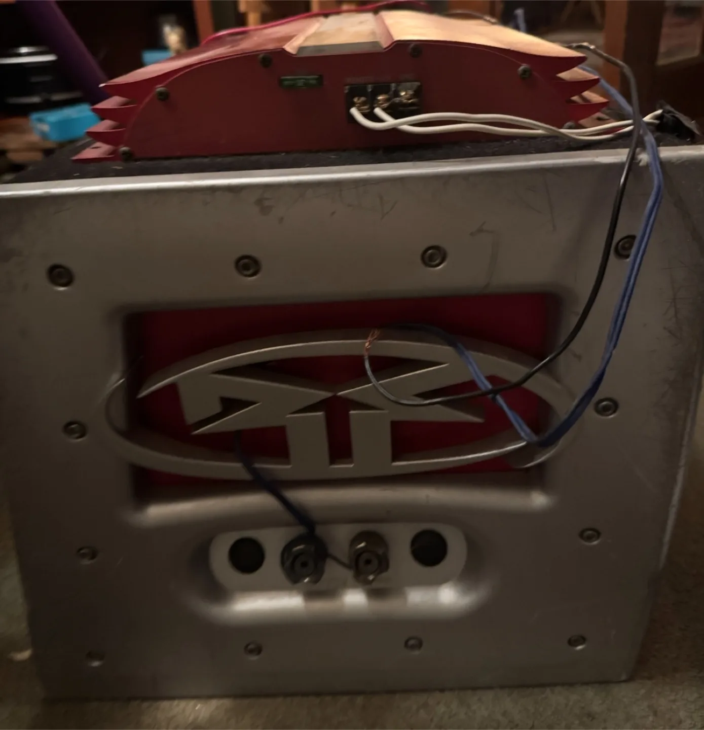 Sony Xplod amp with Rockford Fosgate Subwoofer image indicator(6)