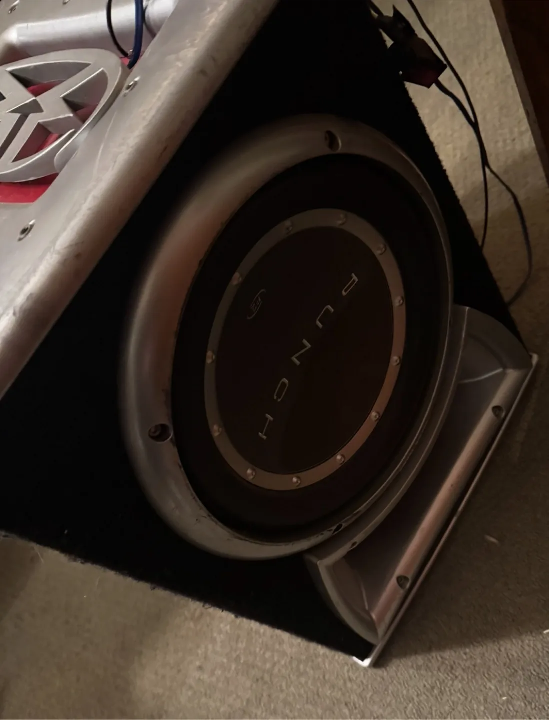 Sony Xplod amp with Rockford Fosgate Subwoofer image indicator(8)