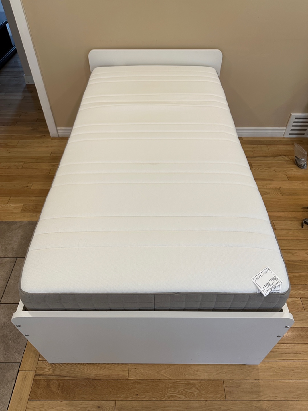 Pristine White IKEA SLAKT Twin Bed with Mattress (CAN DELIVER)