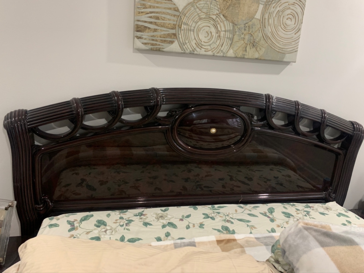 Dark Brown Queen Size Bed. - photo 3