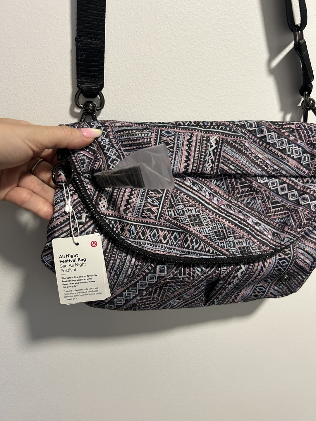 NWT Lululemon All Night Festival Bag - Multi-patterned - photo 2