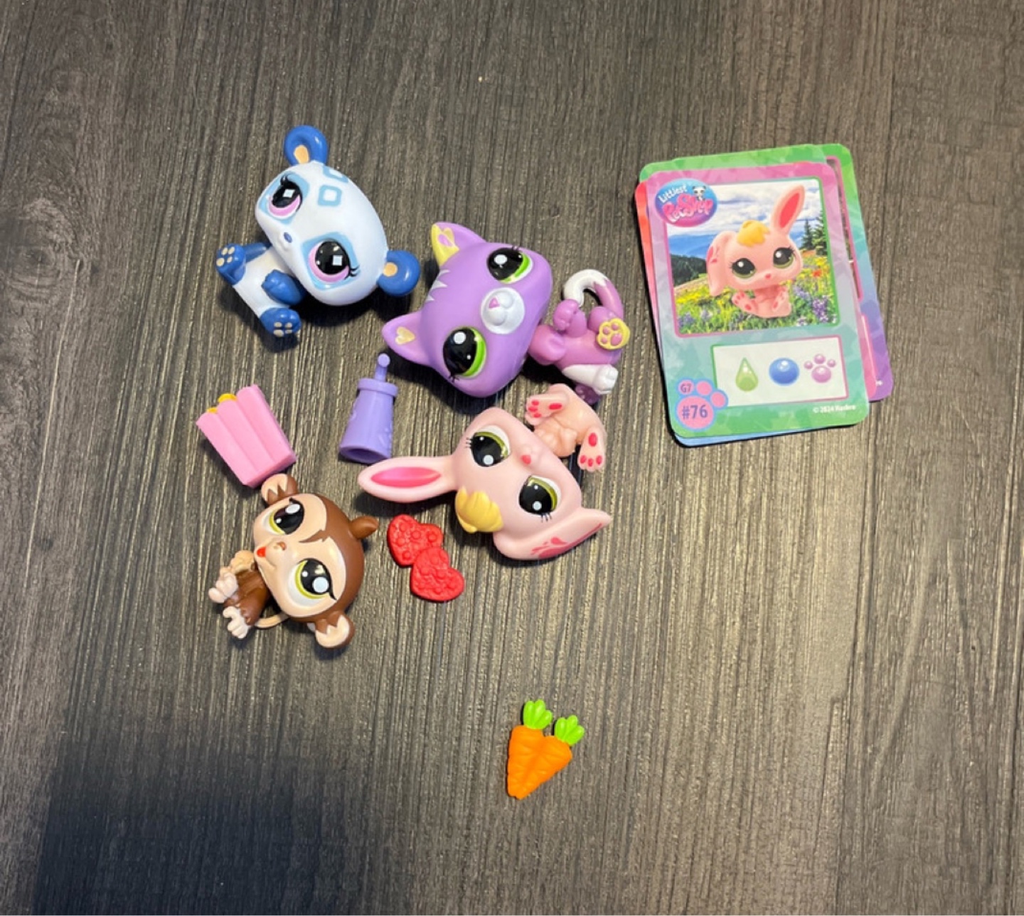 Lot of Littlest Pet Shop toys and cards - photo 2