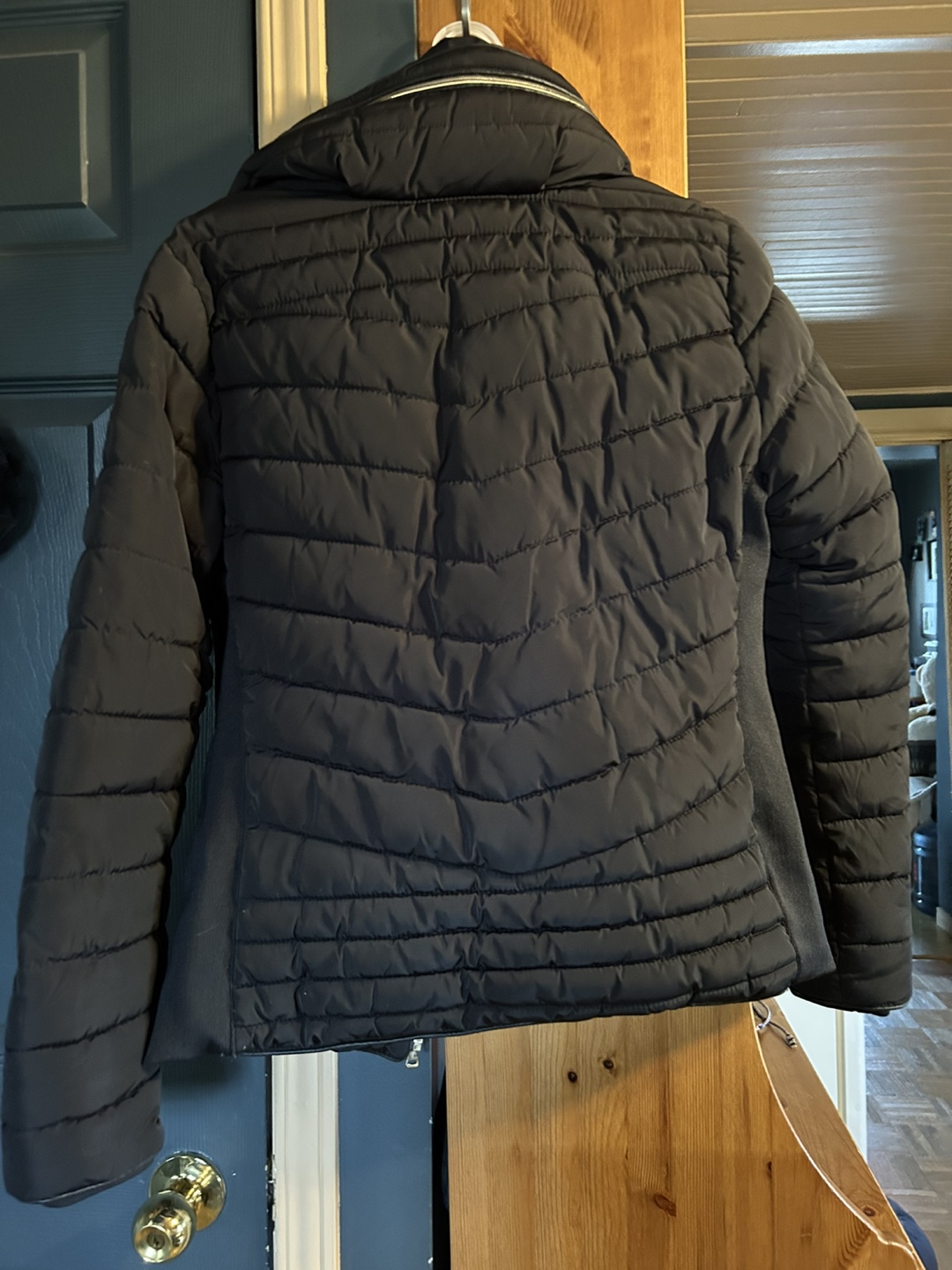 YMI Collection Black Puffer Jacket Size L