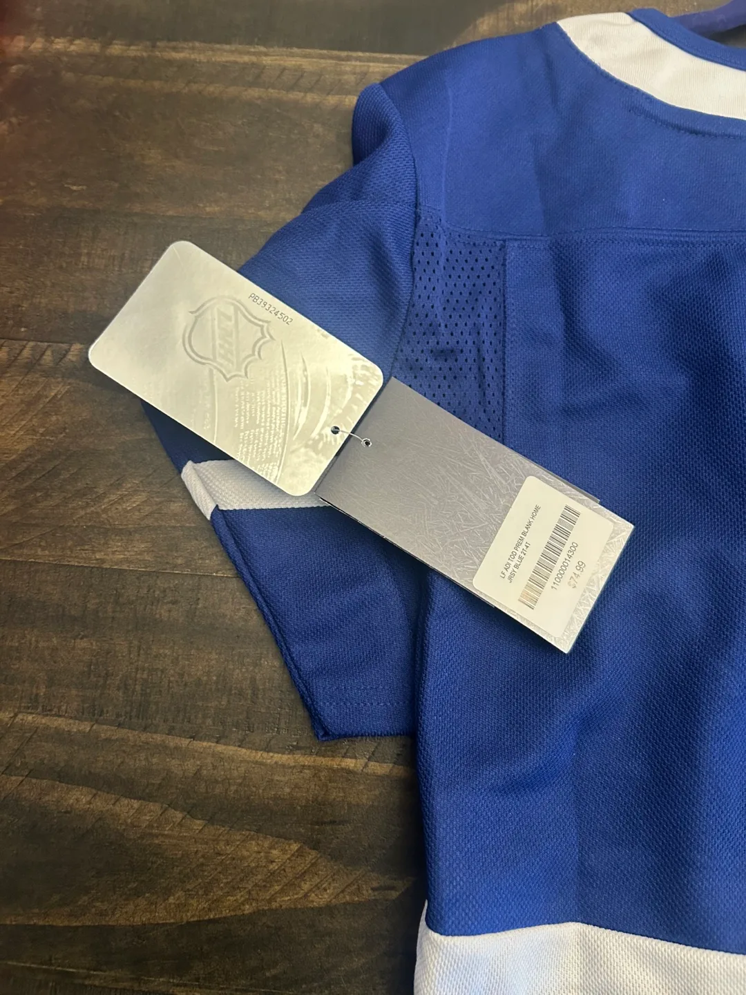 Toddlers Toronto Maple Leaf Hockey Jersey NWT image indicator(10)