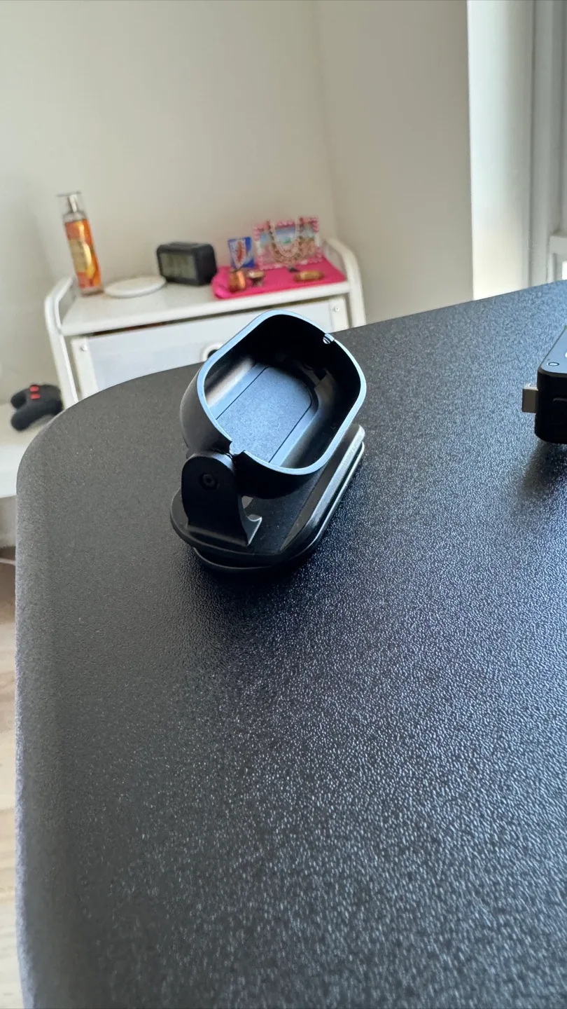 Insta360 Go action camera 2 mounts image indicator(7)