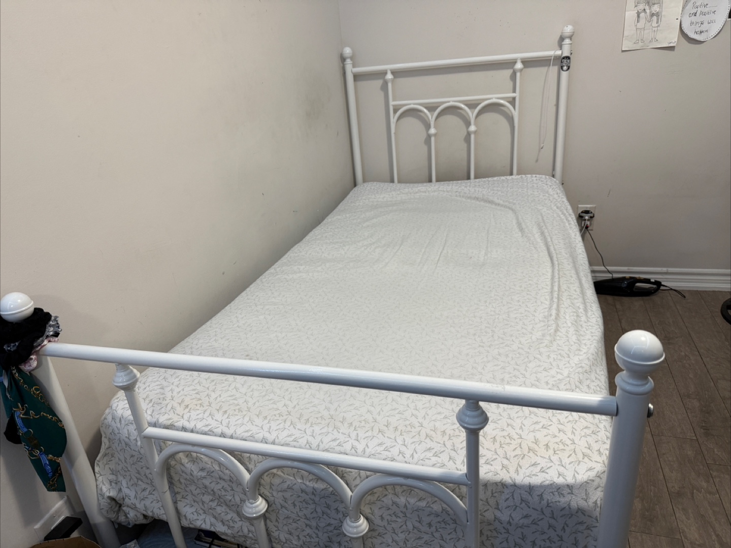Ikea White Metal Twin-Size Daybed Frame - photo 2