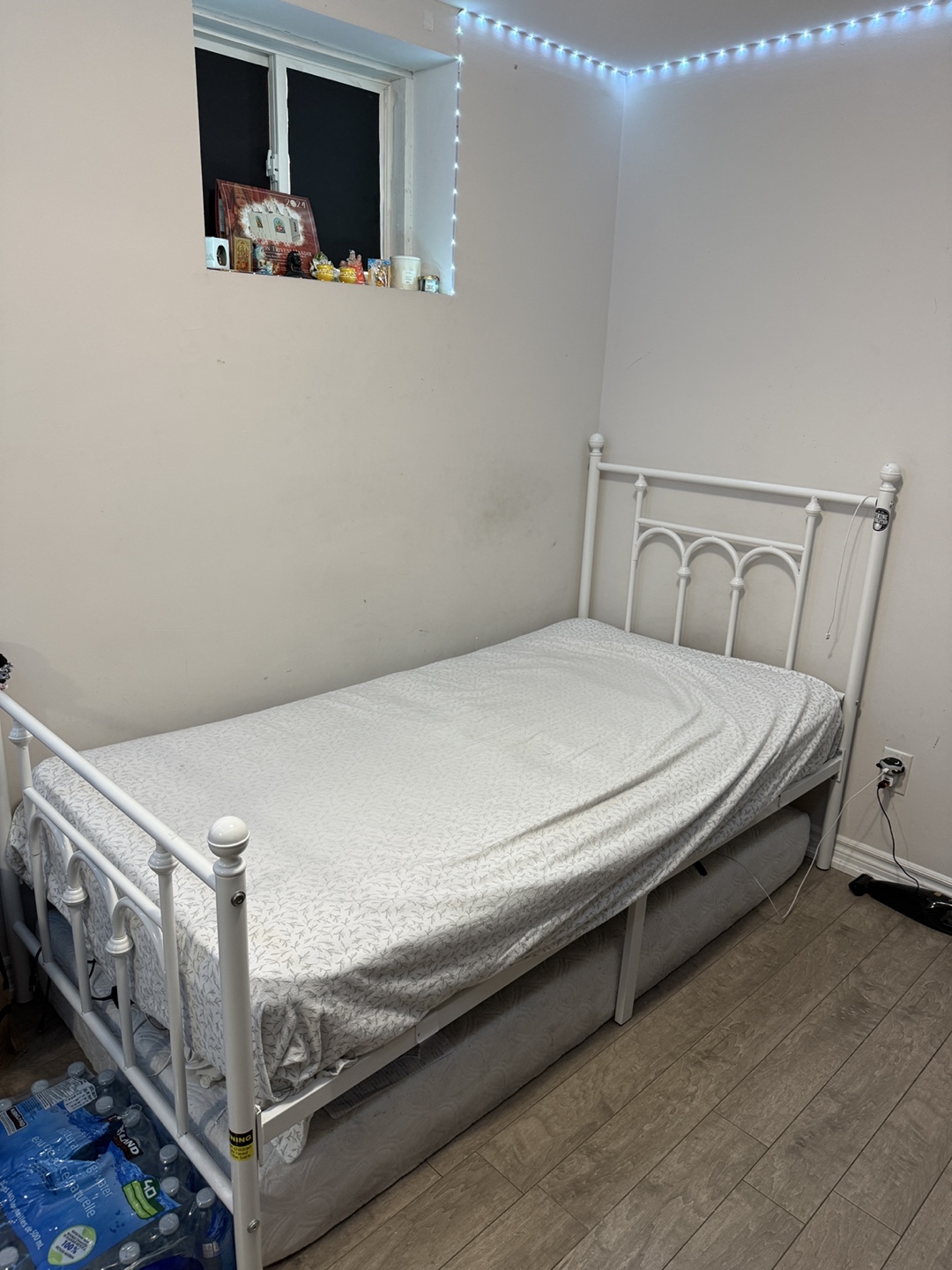 Ikea White Metal Twin-Size Daybed Frame