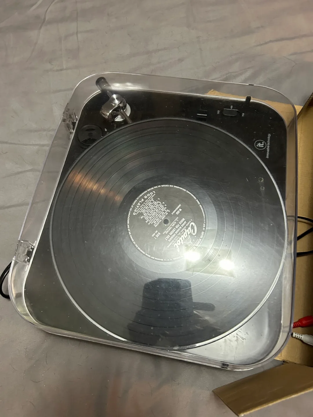 it. Innovative Technology USB Turntable - Record Vinyl to MP3 image indicator(2)