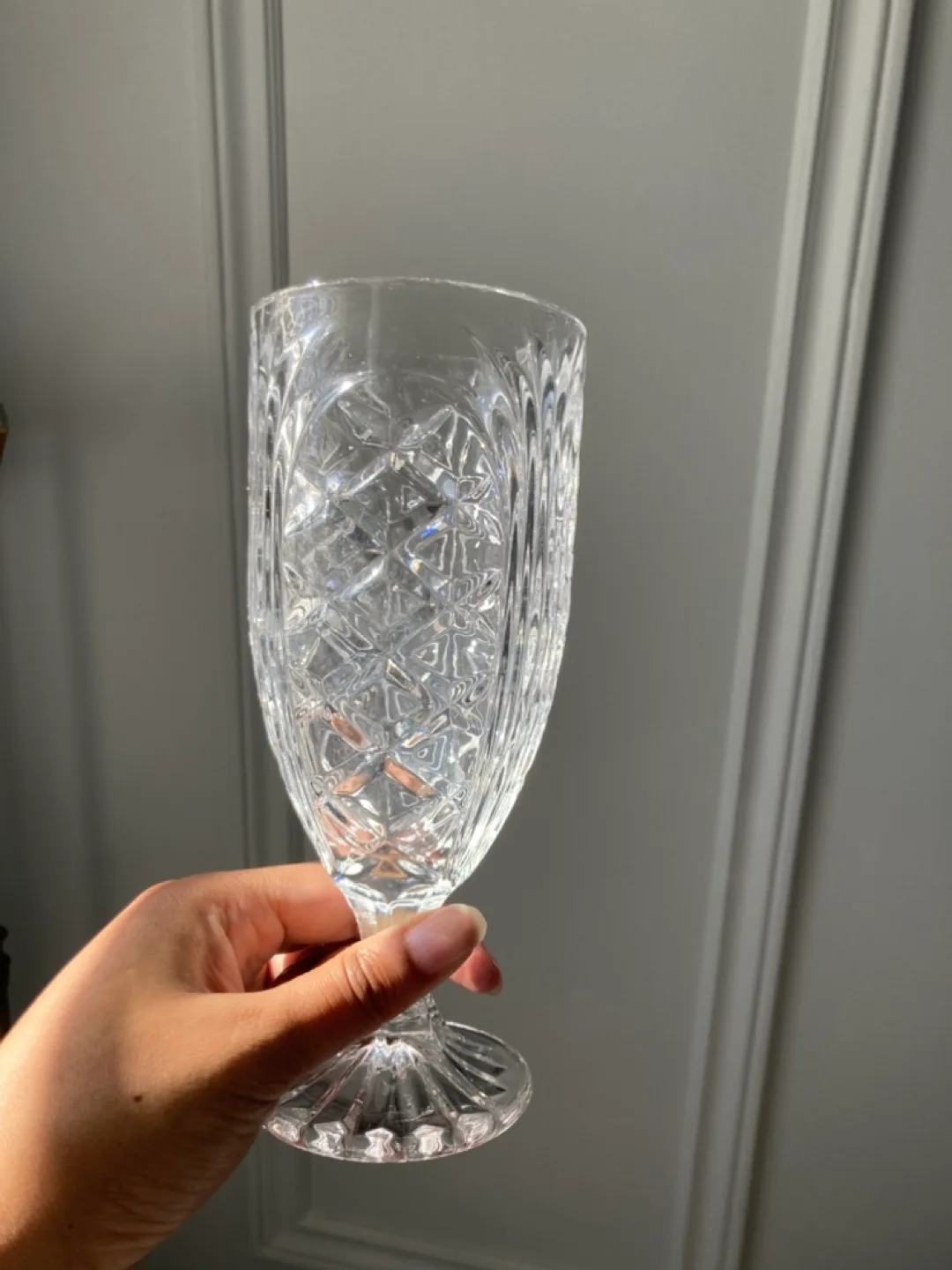 Crystal Rocks  and tall Glasses image indicator(7)