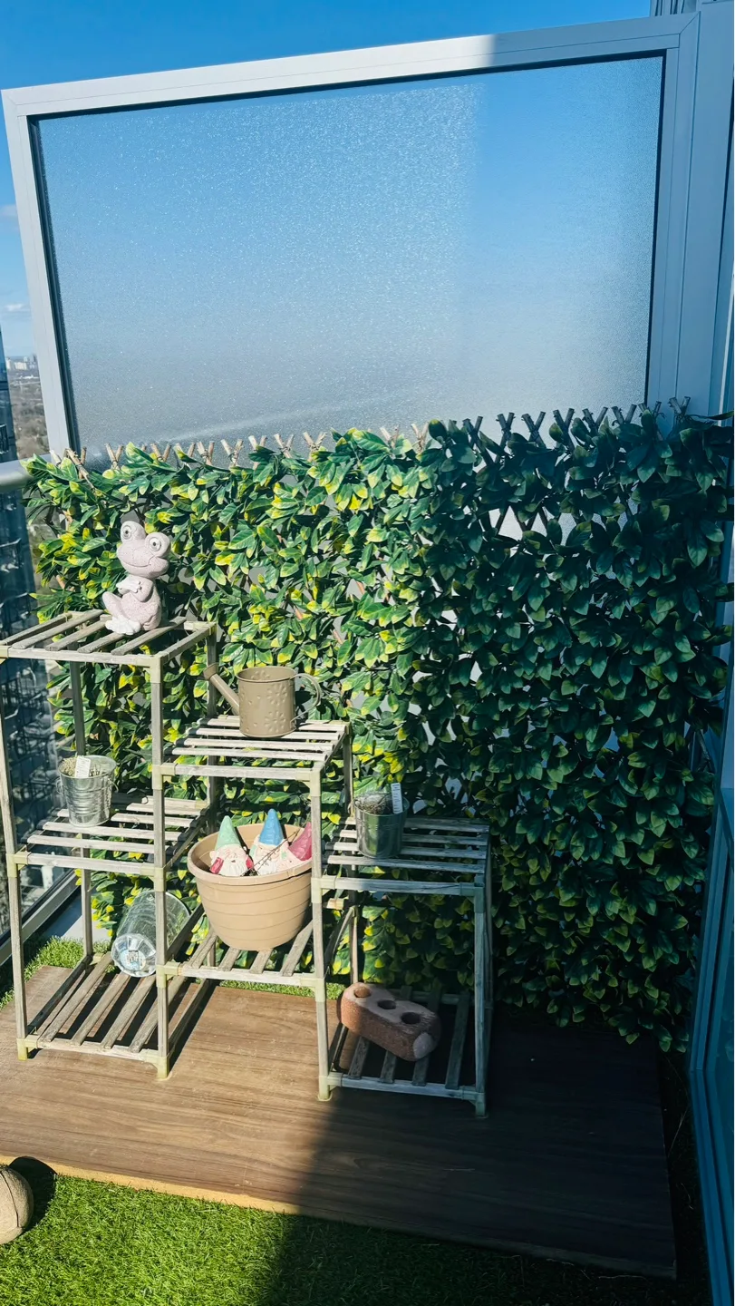 Artificial Greenery Privacy Screen Wall for Balcony thumbnail