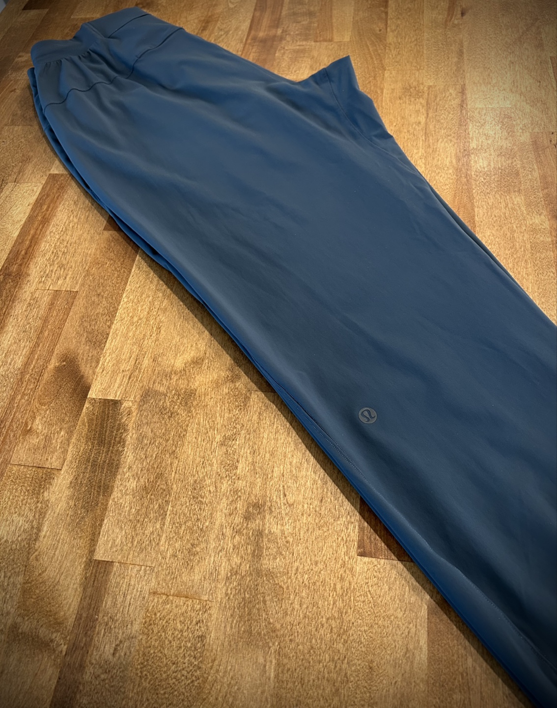 Men’s Lululemon Surge Jogger Pants - Size Small - photo 4
