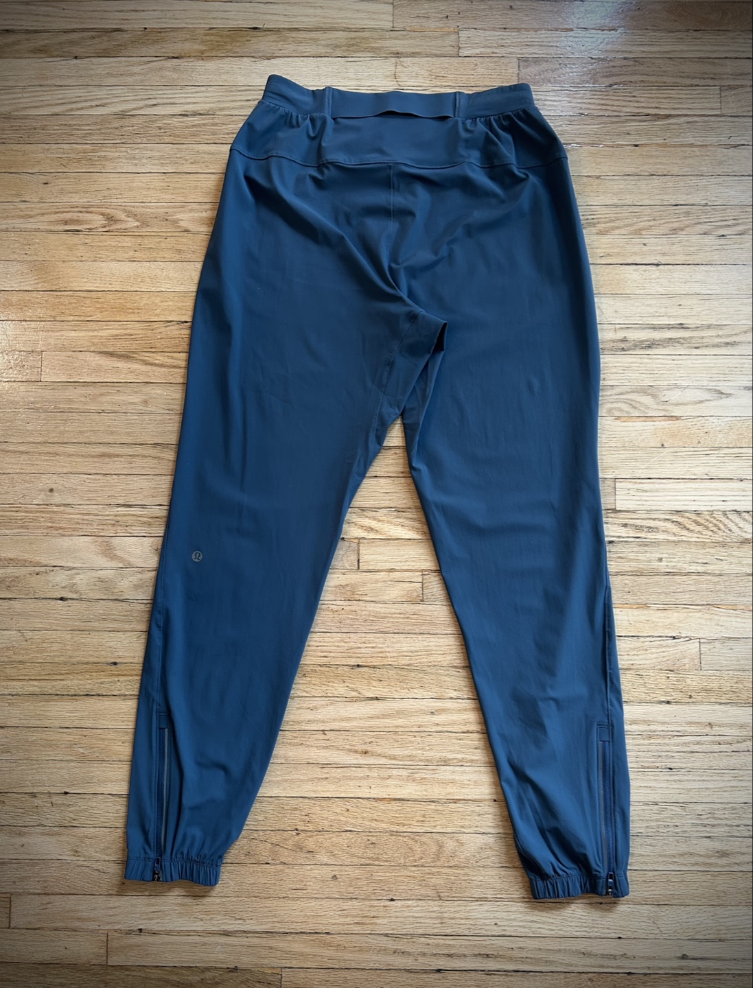 Men’s Lululemon Surge Jogger Pants - Size Small - photo 3